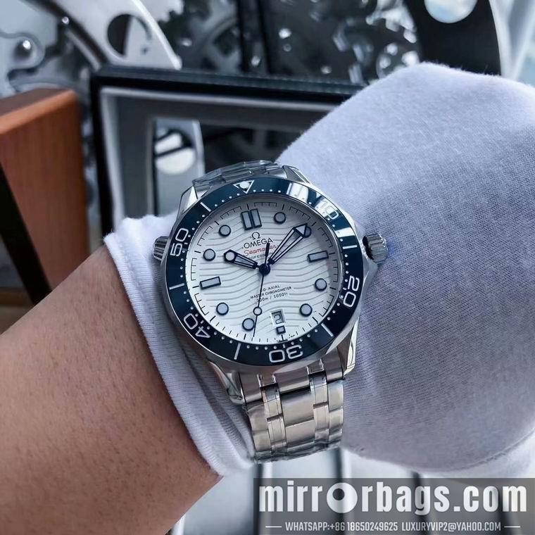 Replica Omega men 45mm M18