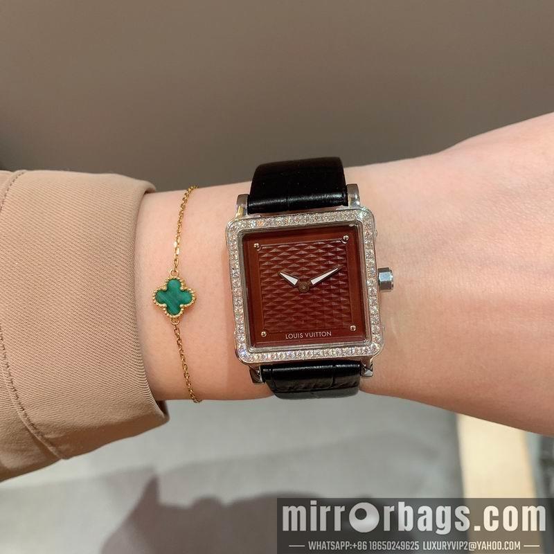 Replica LV 30X30mm 032720