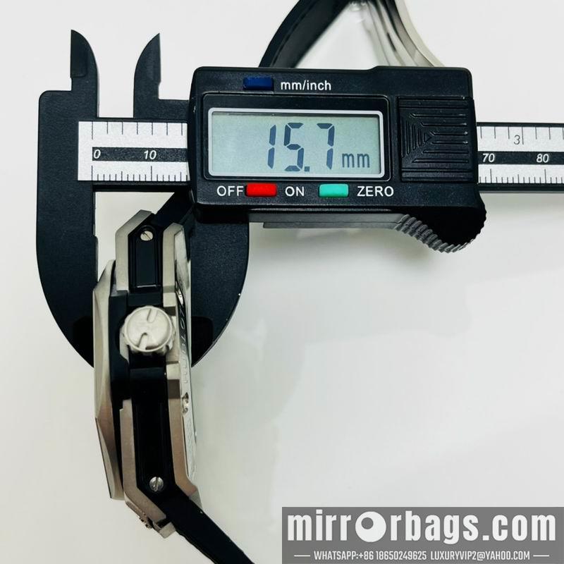 Replica Hublot 42.3X15.7mm 082797