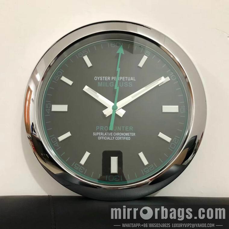 Replica Rolex clock mb 06
