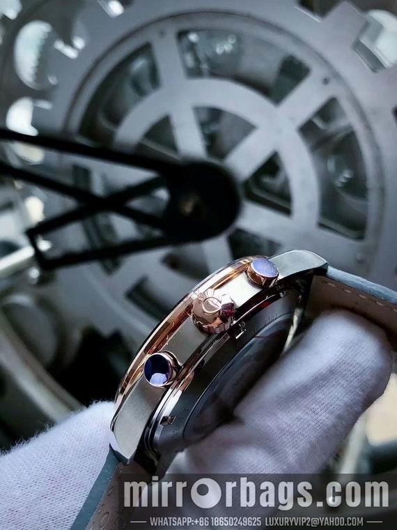 Replica Omega men 42mm M19