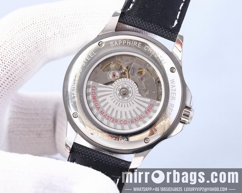 Replica Omega men 41mm women 33mm M138