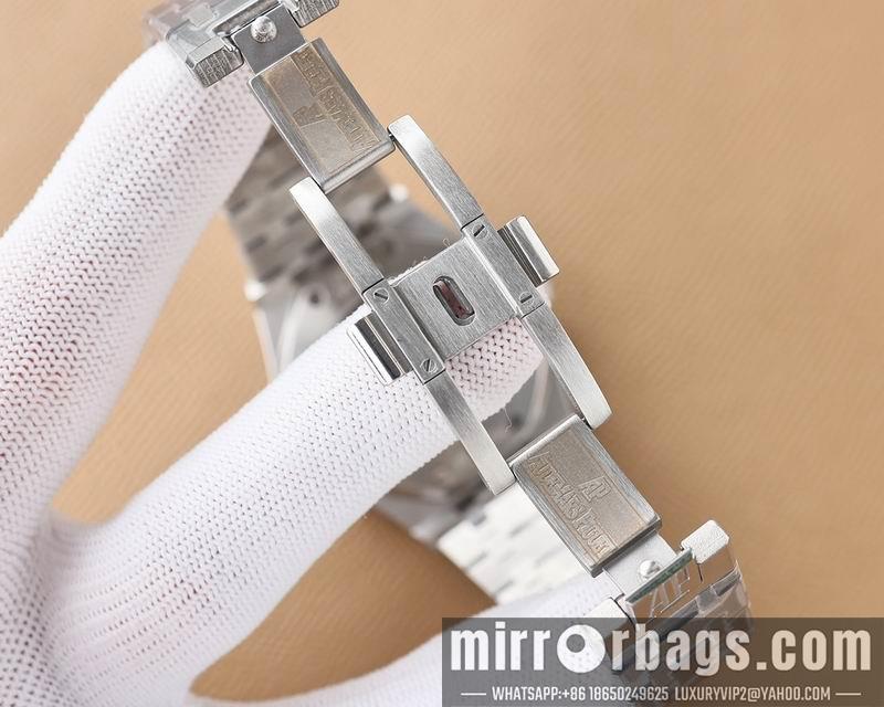 Replica AP watch 050614