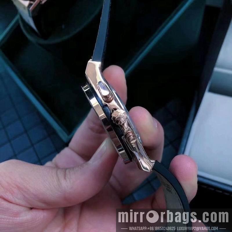 Replica Hublot 43mm 0318137
