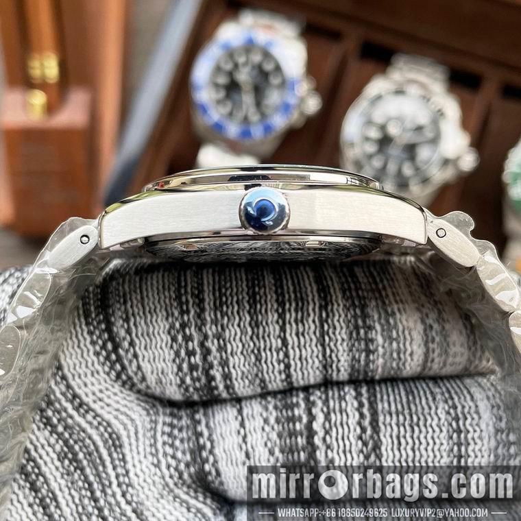 Replica Omega 33mm watch mb 080609