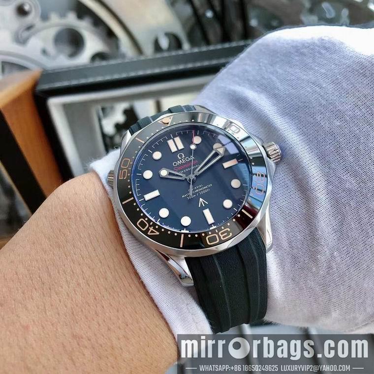 Replica Omega men 45mm M14