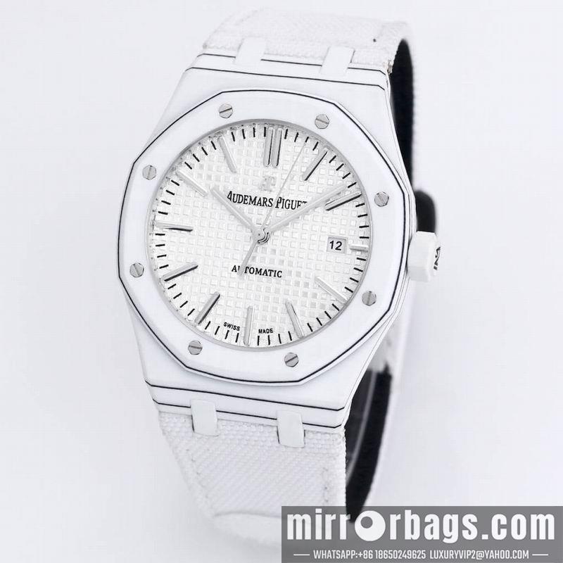 Replica AP watch 110921