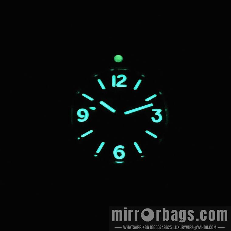 Replica Panerai men 44mm M04