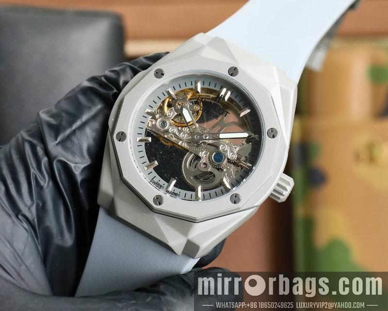 Replica Hublot 45mm 033106