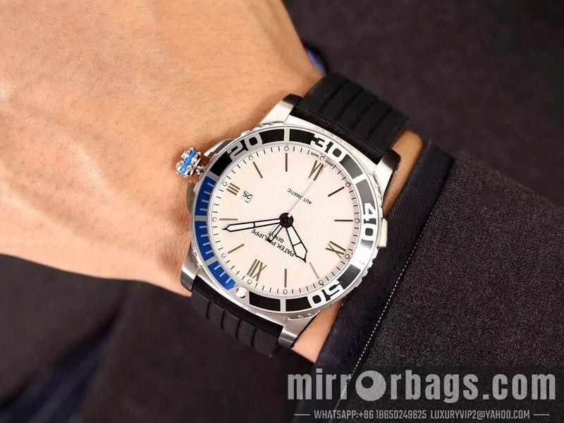 Replica Patek Philippe 44mm 031677