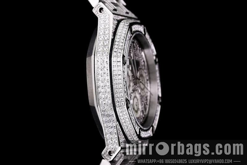 Replica AP 40X10mm 083169