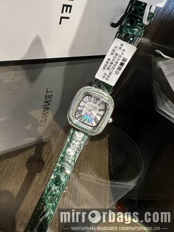 Replica Cartier 30.44X33.78X7.08mm 060308