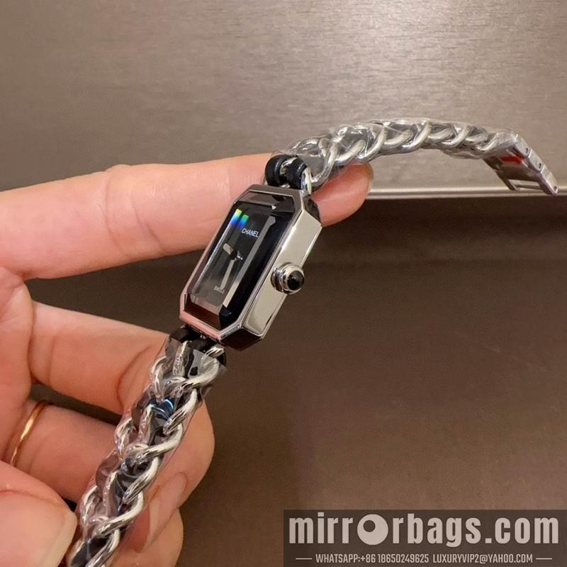 Replica Chanel 20X26mm 041635