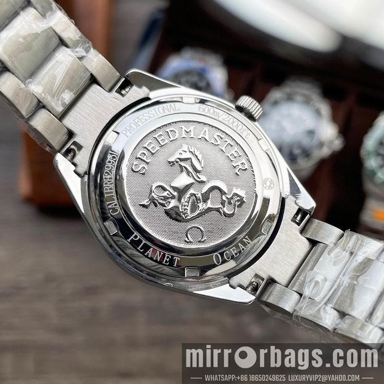 Replica Omega 33mm watch mb 080609