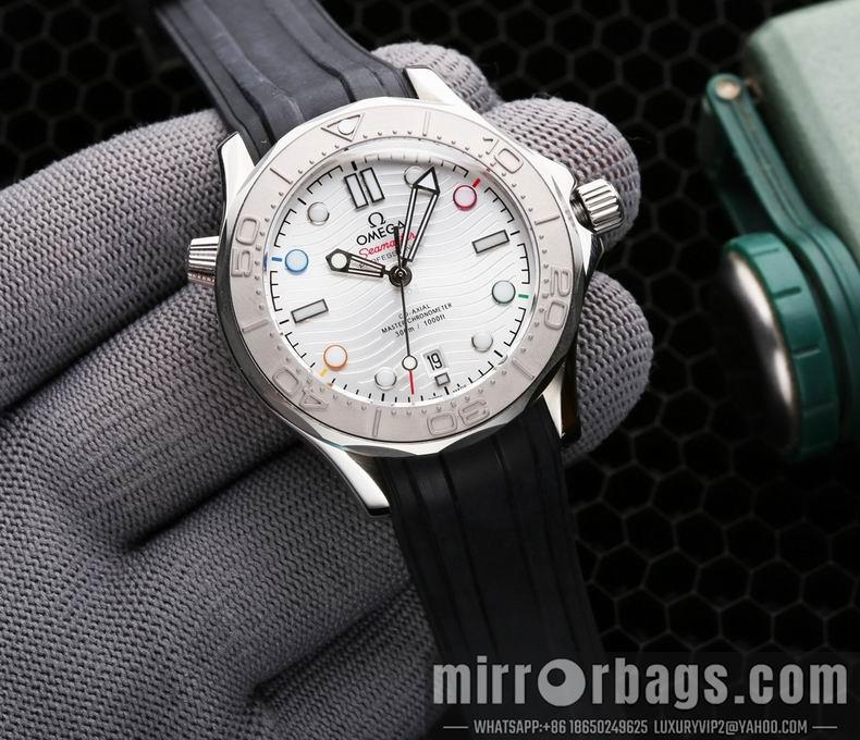 Replica Omega watch M46