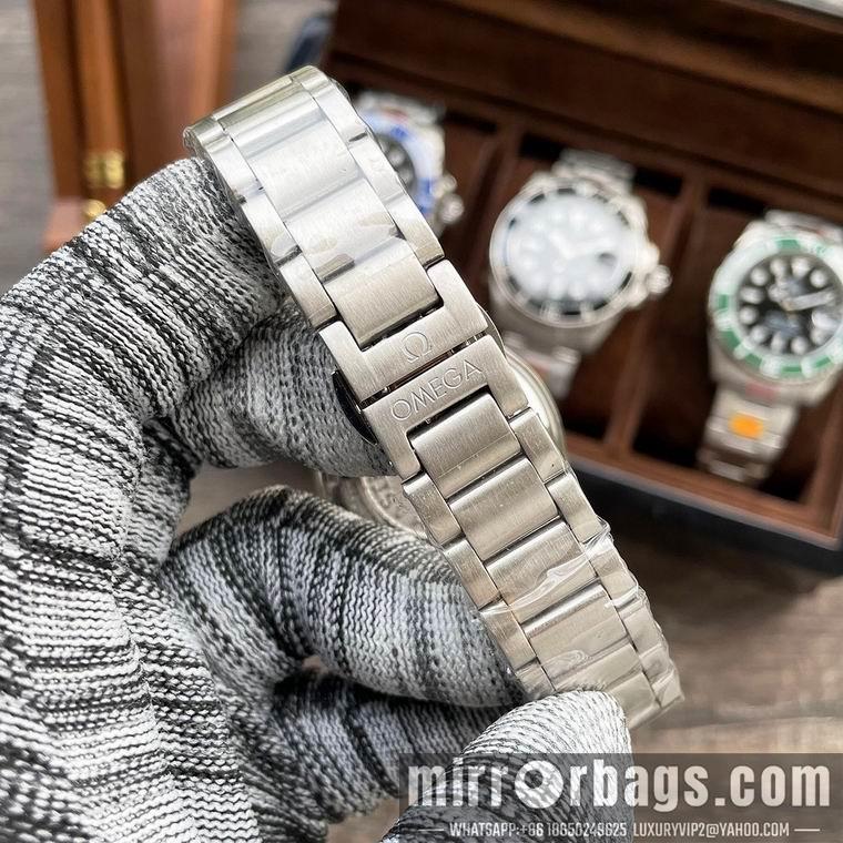 Replica Omega 33mm watch mb 080609
