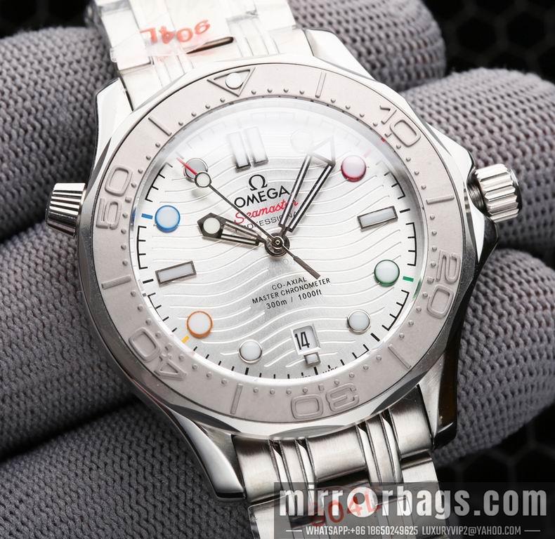 Replica Omega watch M46