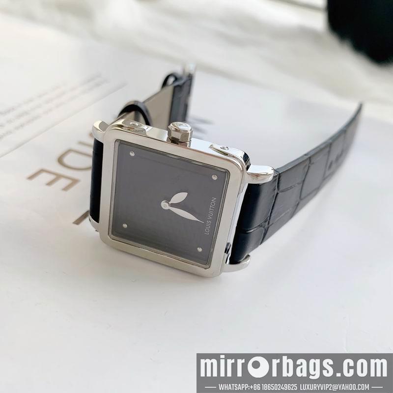 Replica LV 30X30X7mm 032585