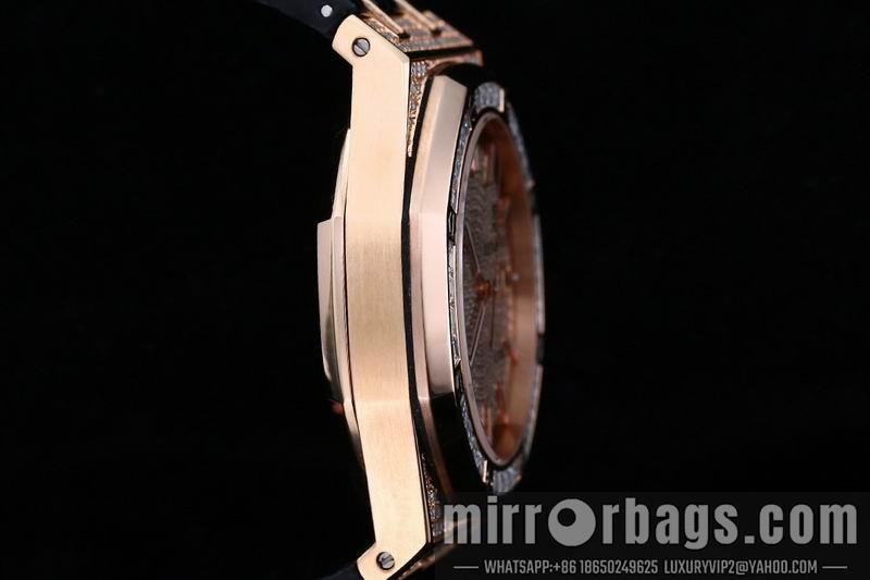 Replica AP 40X10mm 083185
