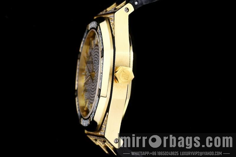 Replica AP 40X10mm 083184