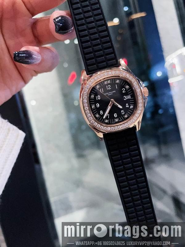 Replica Patek Philippe 35.6mm 102267