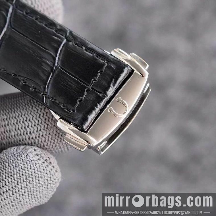 Replica Omega men 42mm M06