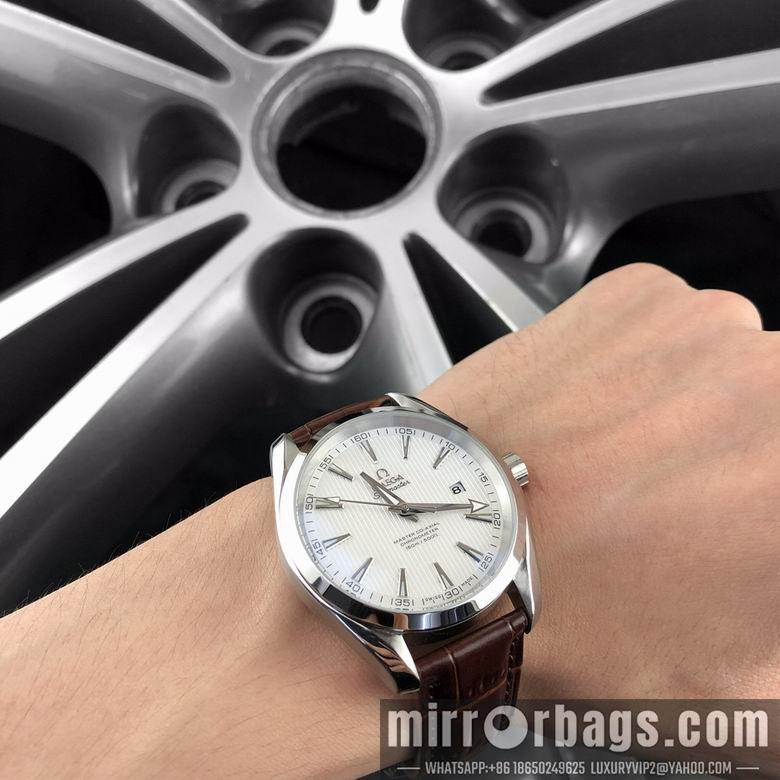 Replica Omega watch 41mm M114