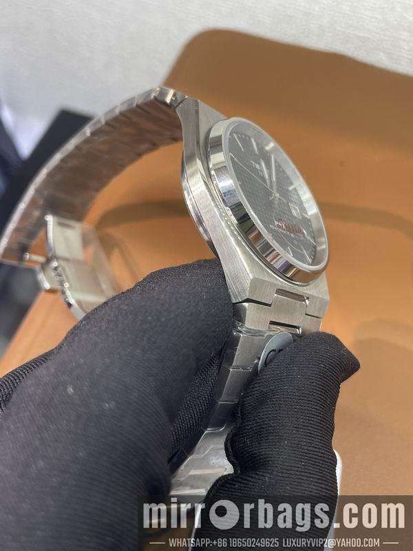Replica Tissot watch 022470