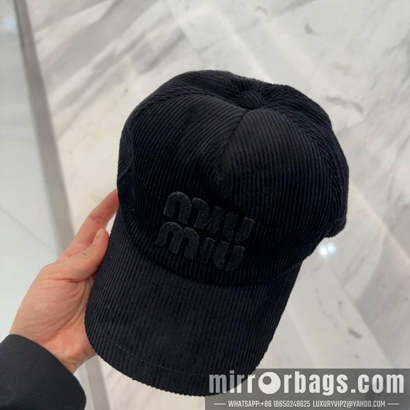 Replica Miumiu Cap dx37