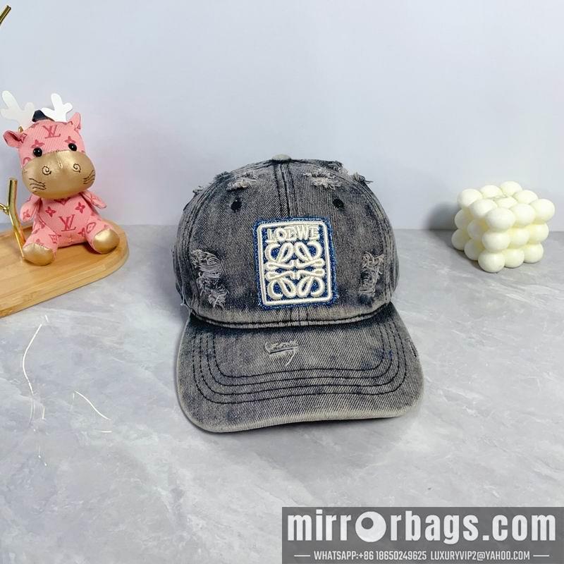 Replica Loewe cap dx12