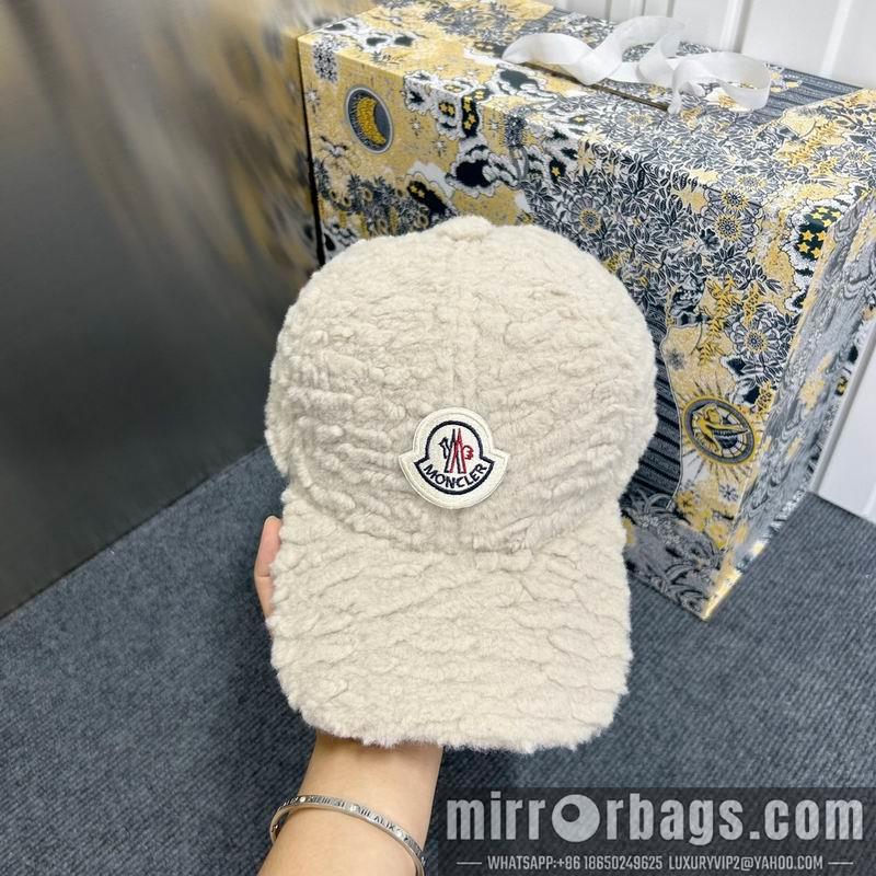 Replica Moncler cap dx10