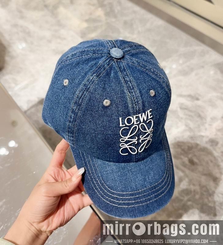 Replica Loewe cap 041701