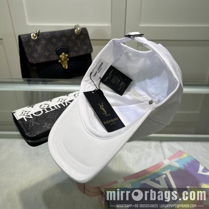 Replica YSL cap dx09