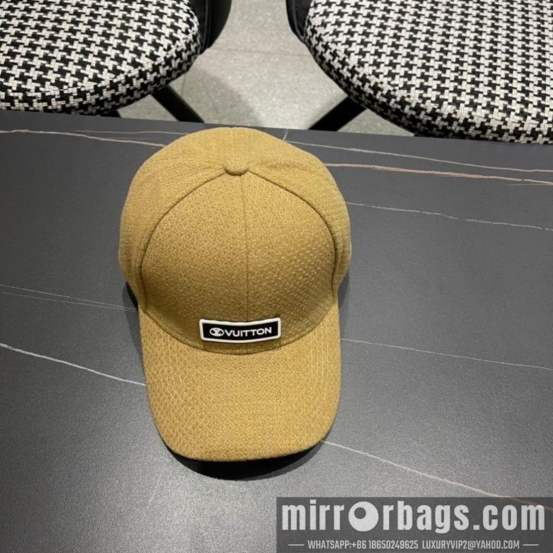 Replica LV cap 010701