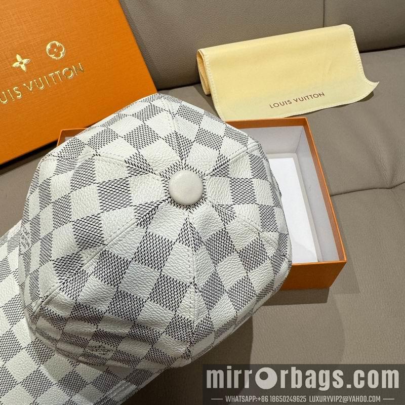 Replica LV cap 091403
