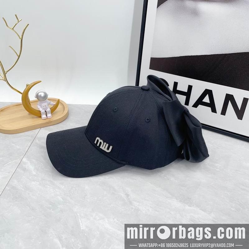 Replica Miumiu cap dx08