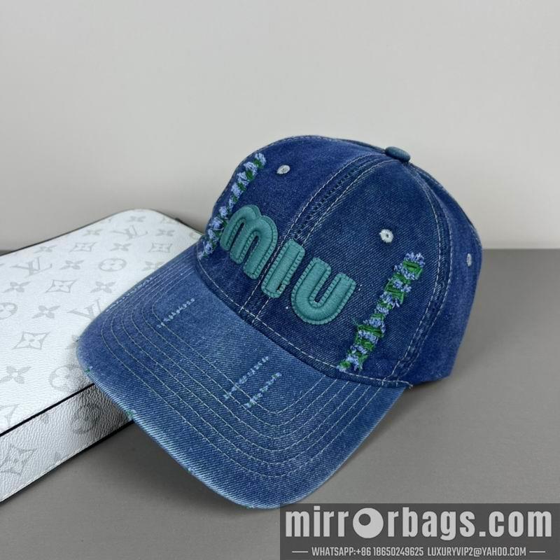 Replica Miumiu cap dx15