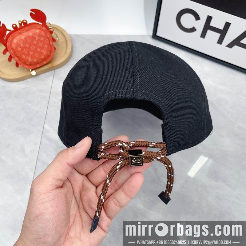 Replica Miumiu cap dx02