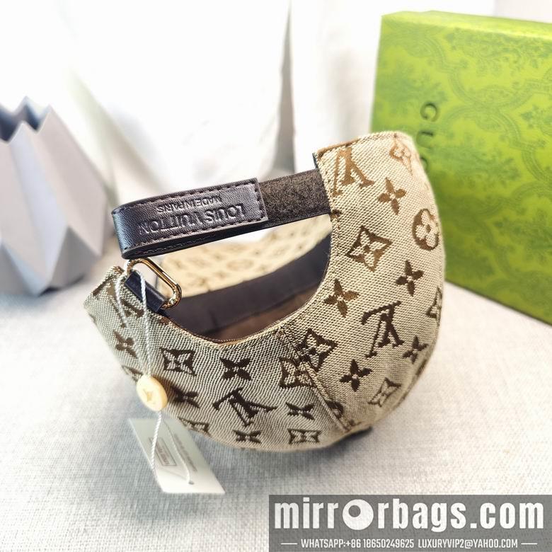 Replica LV Cap dxn01