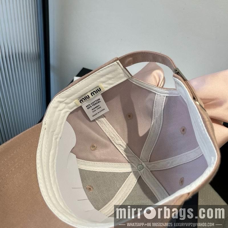 Replica Miumiu cap dx06