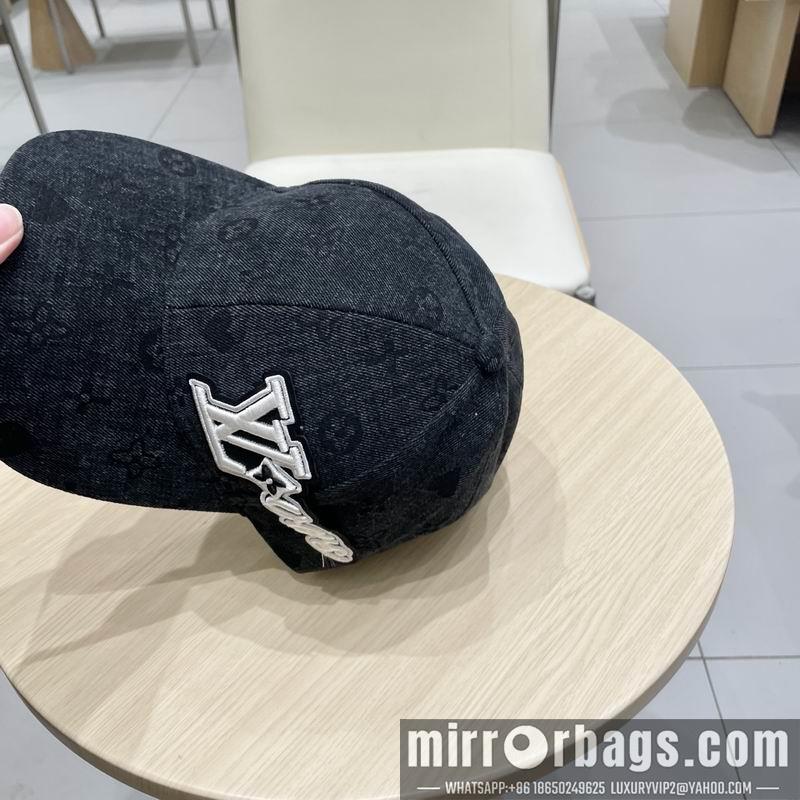 Replica LV Hat 041404