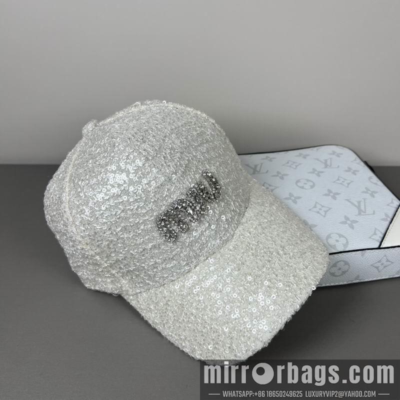 Replica Miumiu Cap dx40