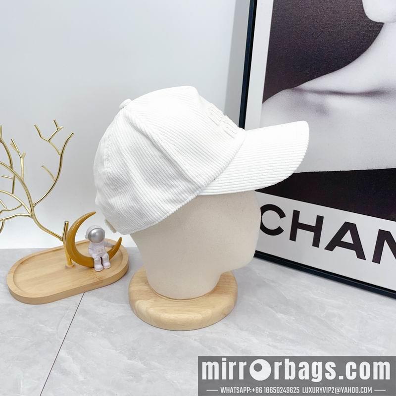 Replica Miumiu Cap dx34