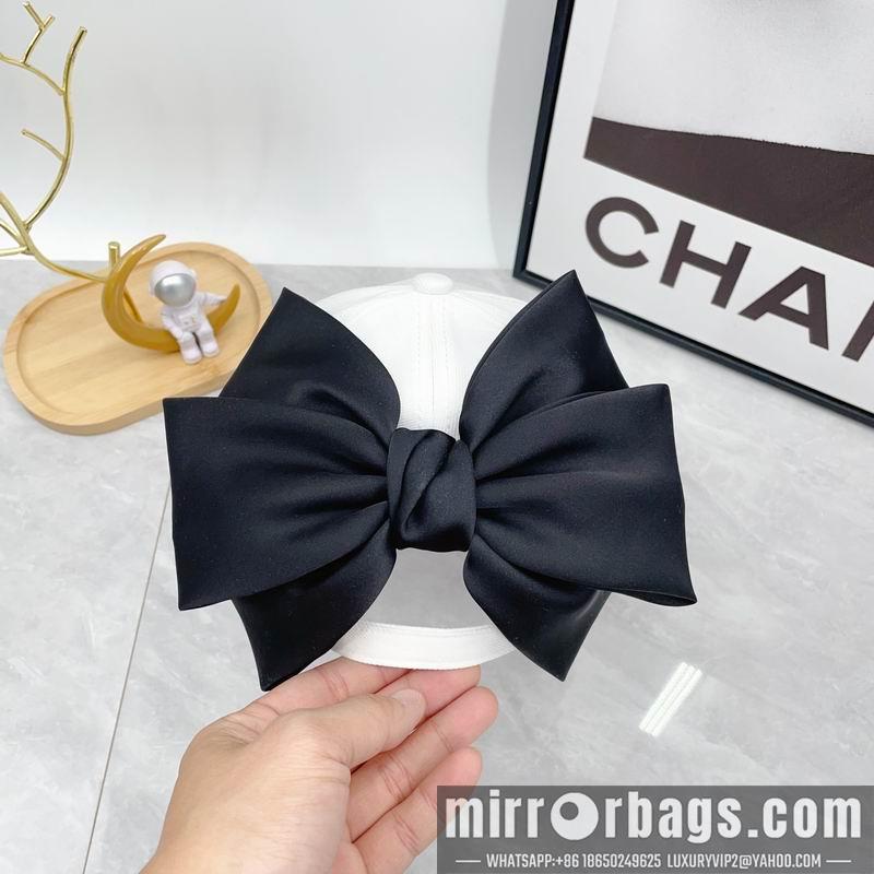 Replica Miumiu cap dx08