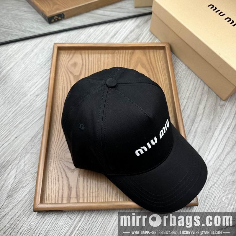 Replica Miumiu cap dx60