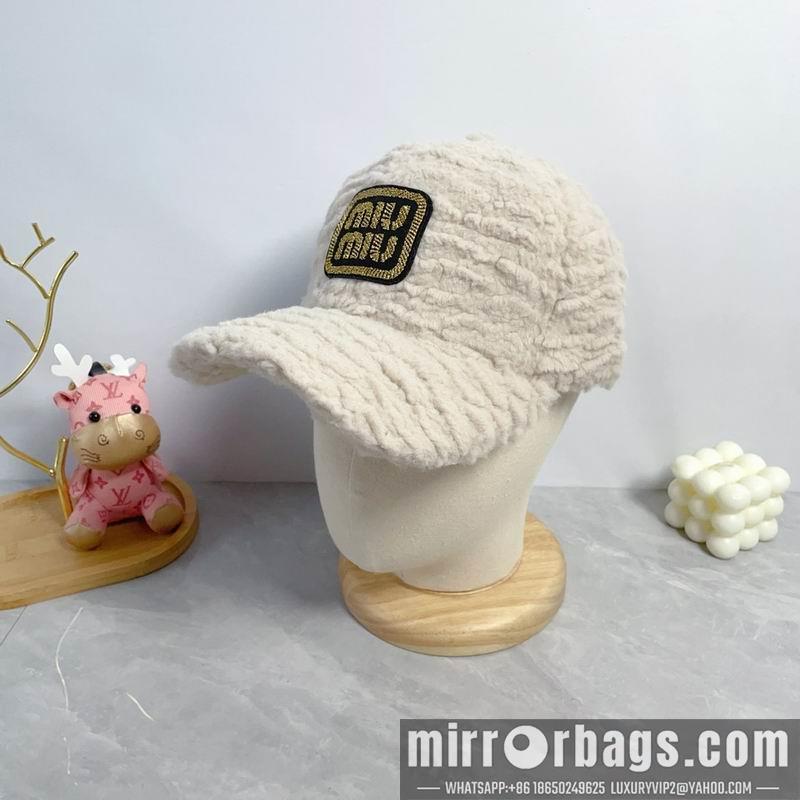 Replica Miumiu cap dx66
