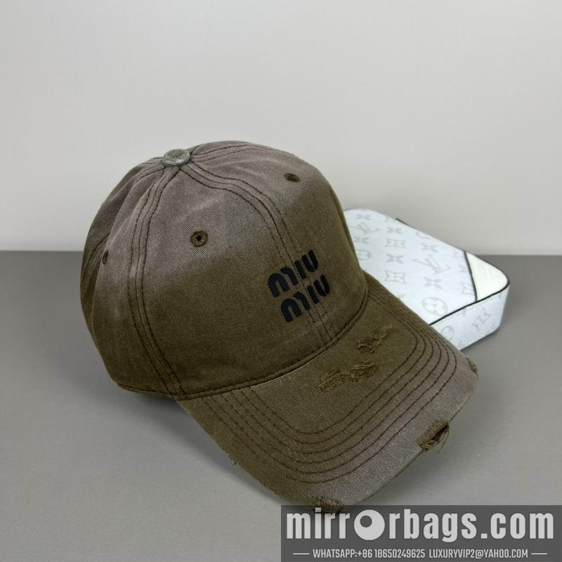 Replica Miumiu cap dx44