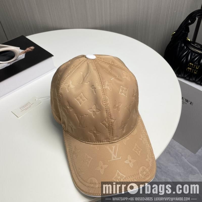 Replica LV cap dx44