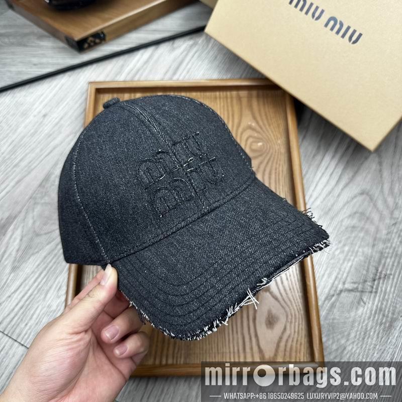 Replica Miumiu cap dx63