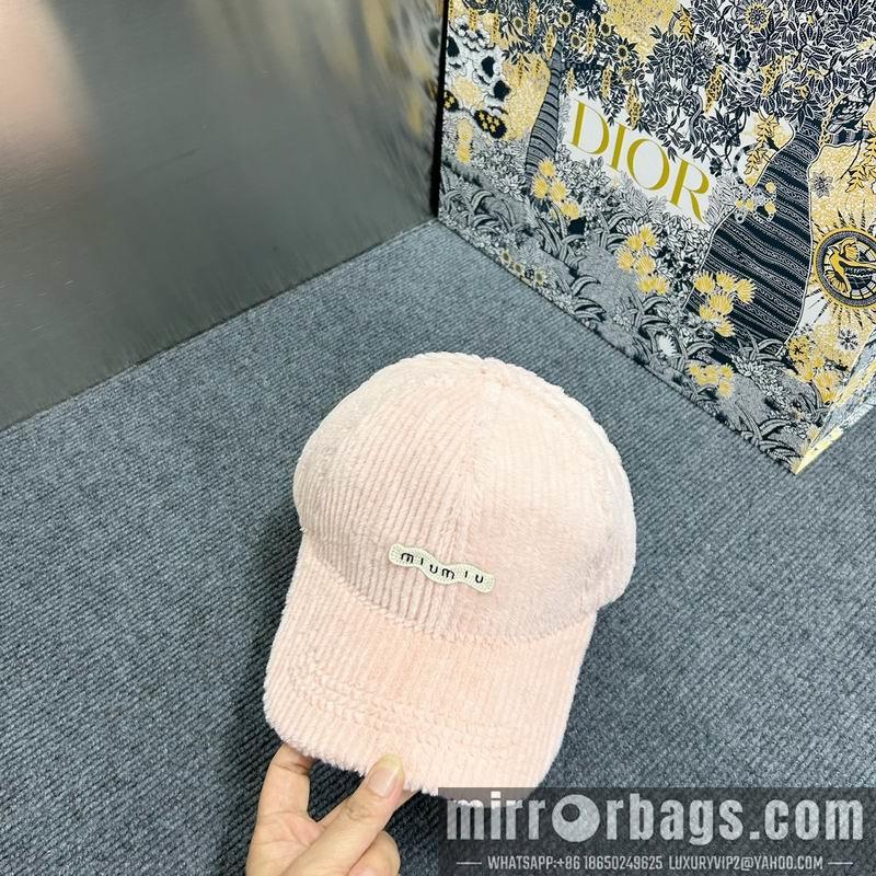 Replica Miumiu cap dx78